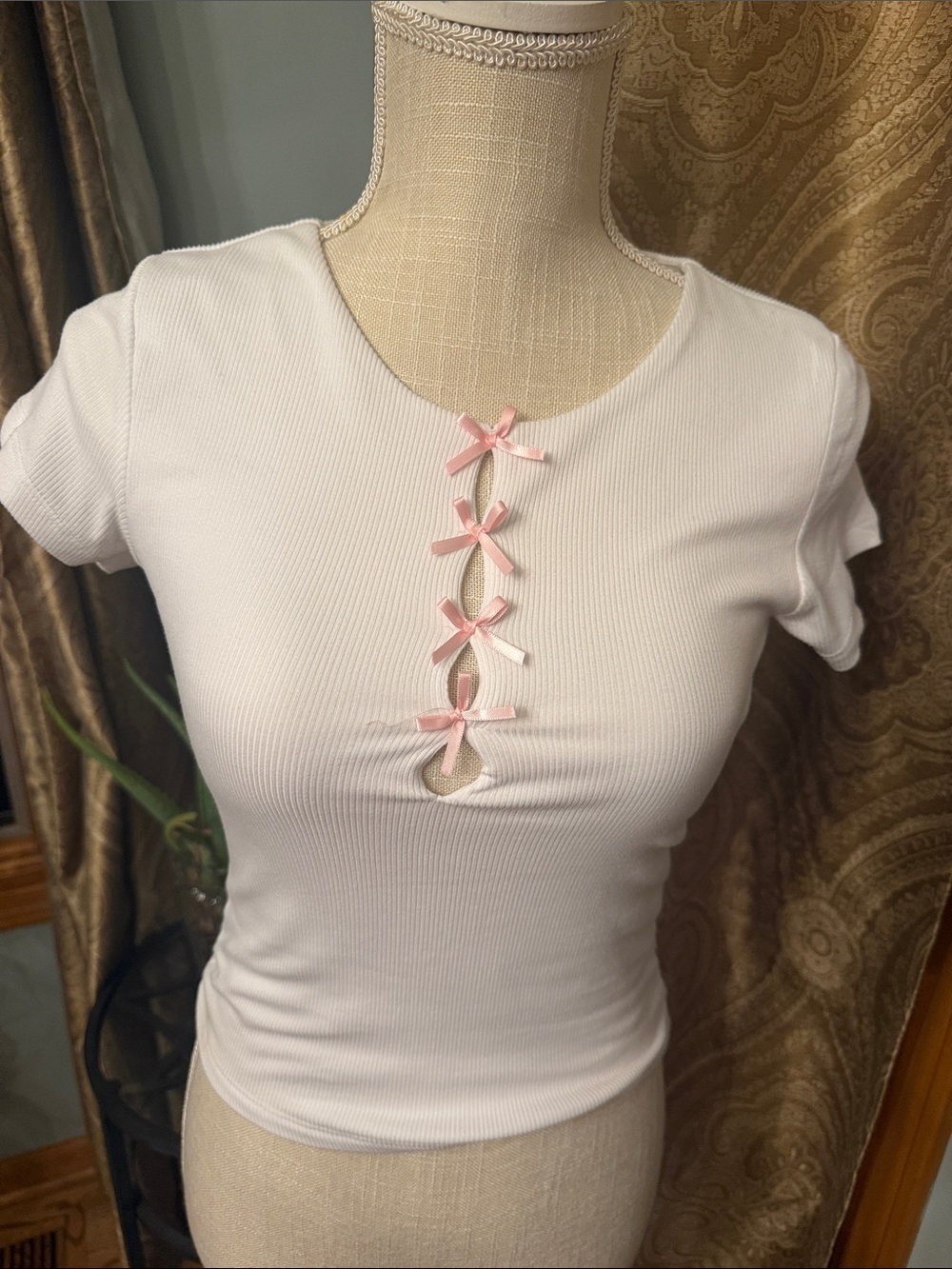 White Ribbed Crop Top with Pink Bow Keyhole